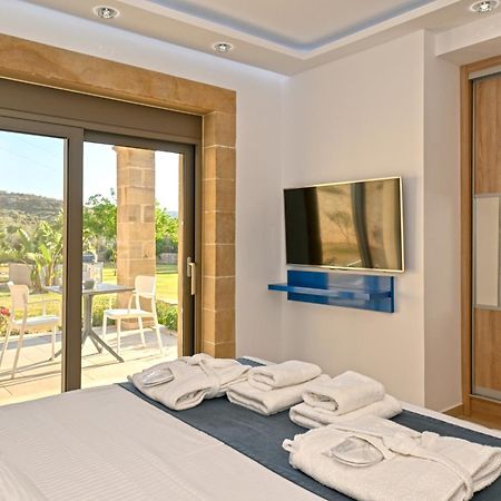 Larimar Luxury Sea View Villa Kíssamos Eksteriør billede